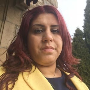 Meet your Posher, Denise